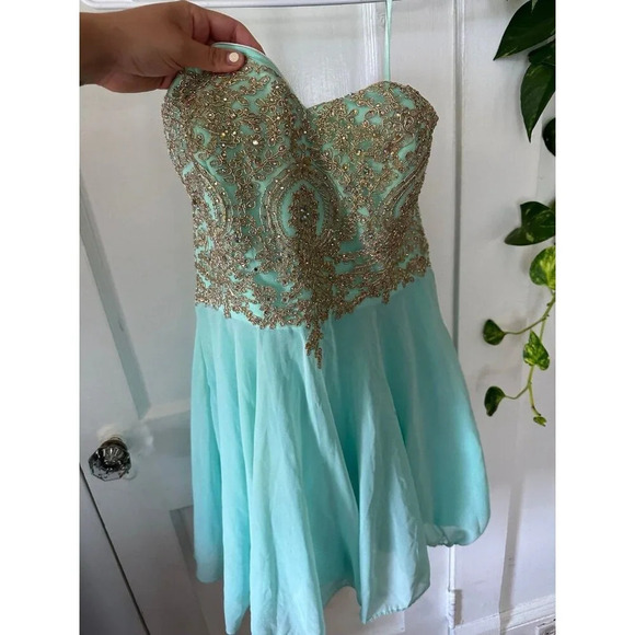 Baby Online D.R.E.S.S. Youth size medium formal dress - Picture 2 of 8